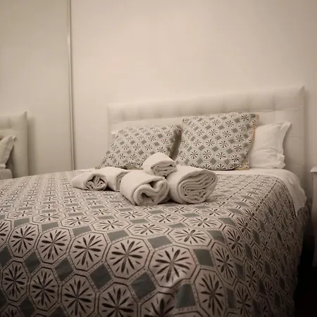 Maison Nicole - *